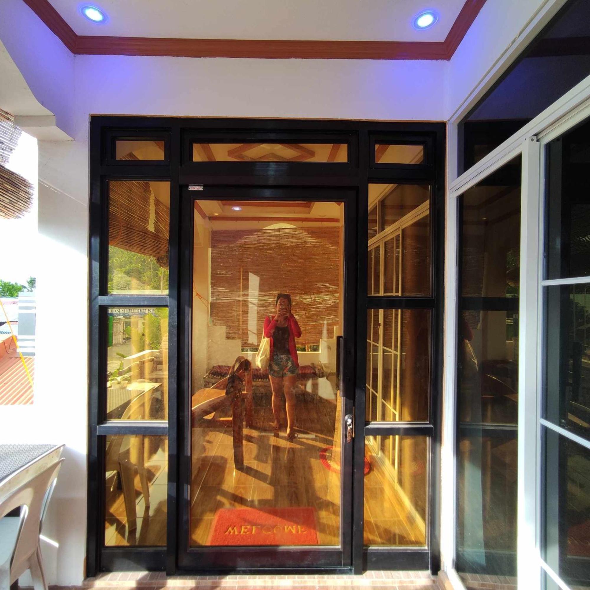 Zia Homestay Burgos  المظهر الخارجي الصورة