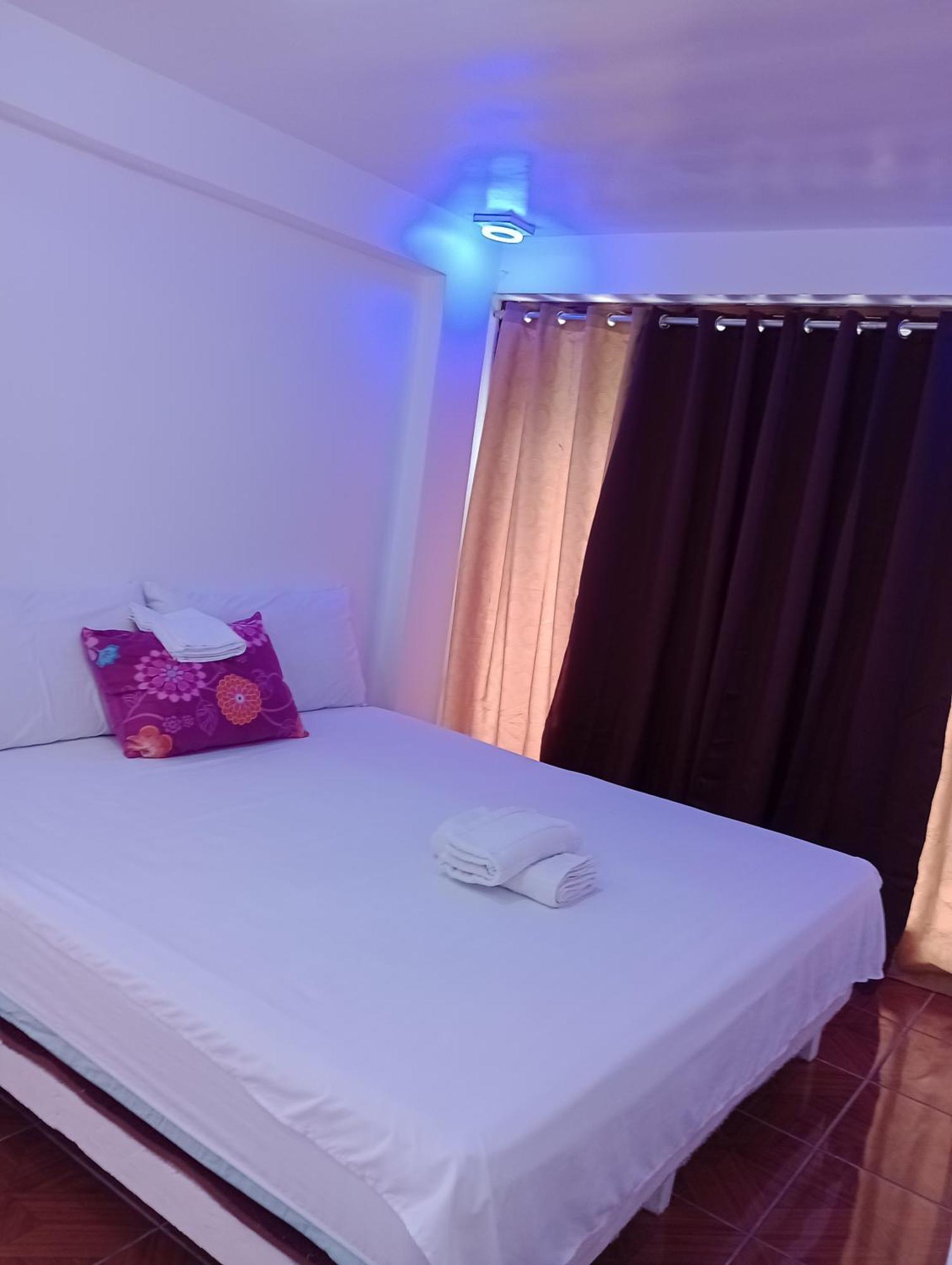 Zia Homestay Burgos  المظهر الخارجي الصورة